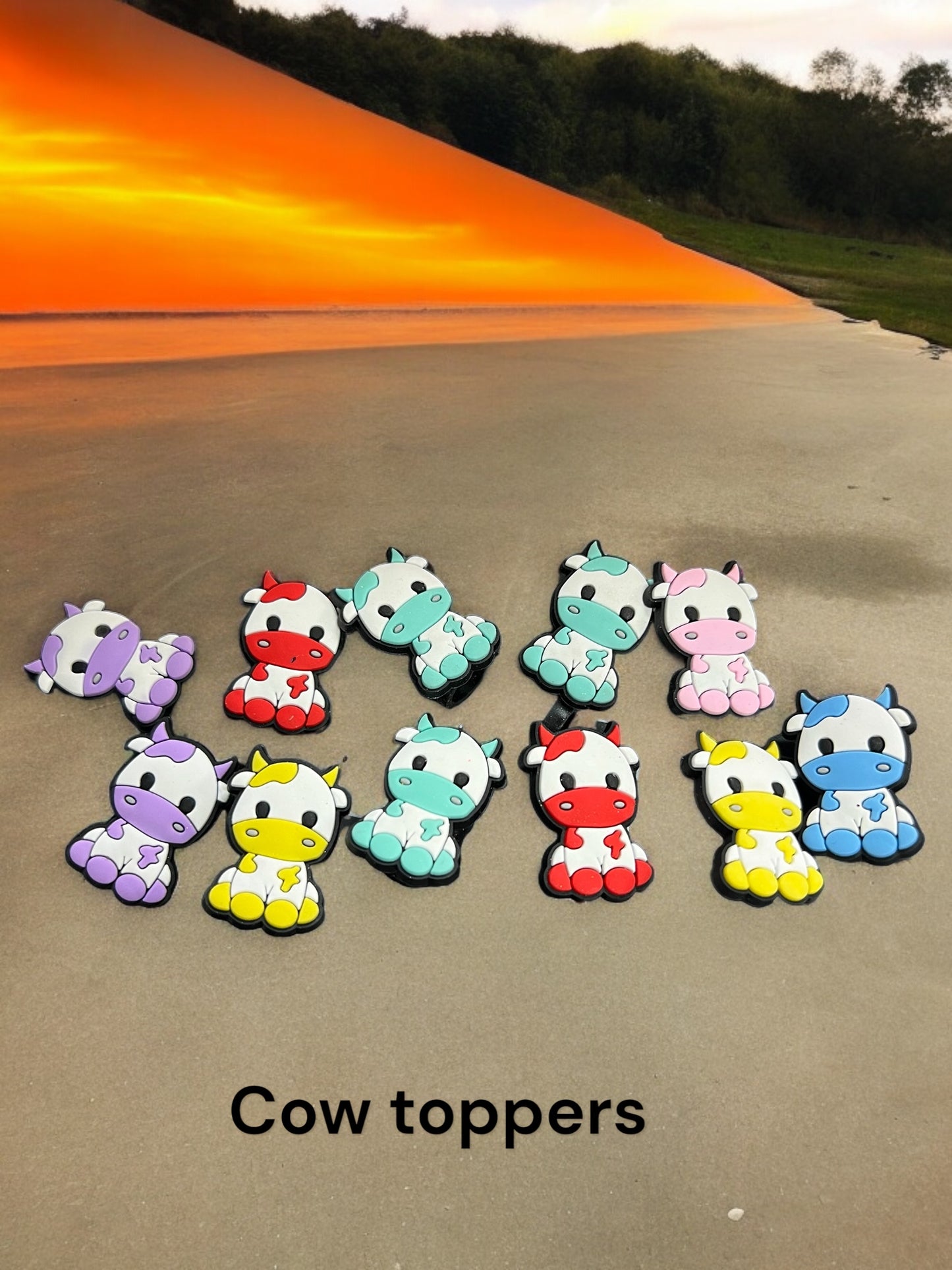 Straw toppers