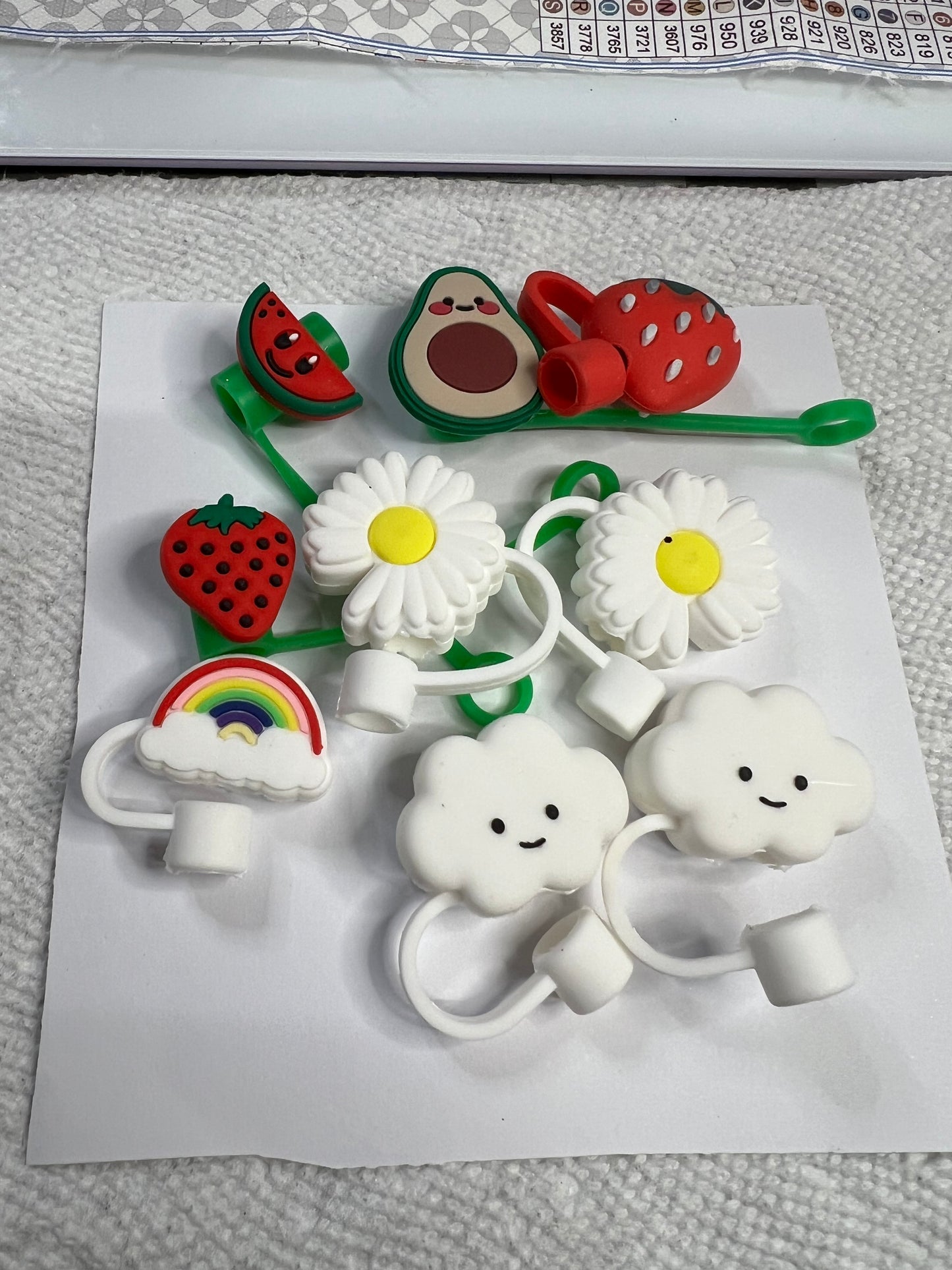 Straw toppers